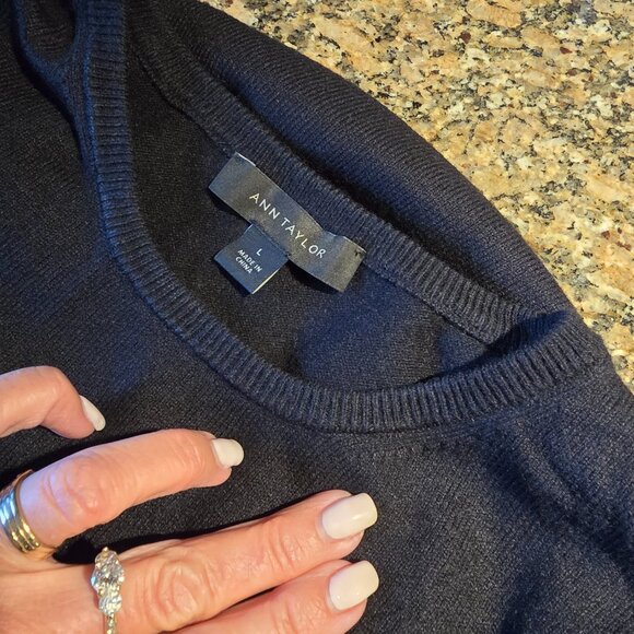 Ann Taylor Black Sweater, size Large, EUC - Picture 7 of 7